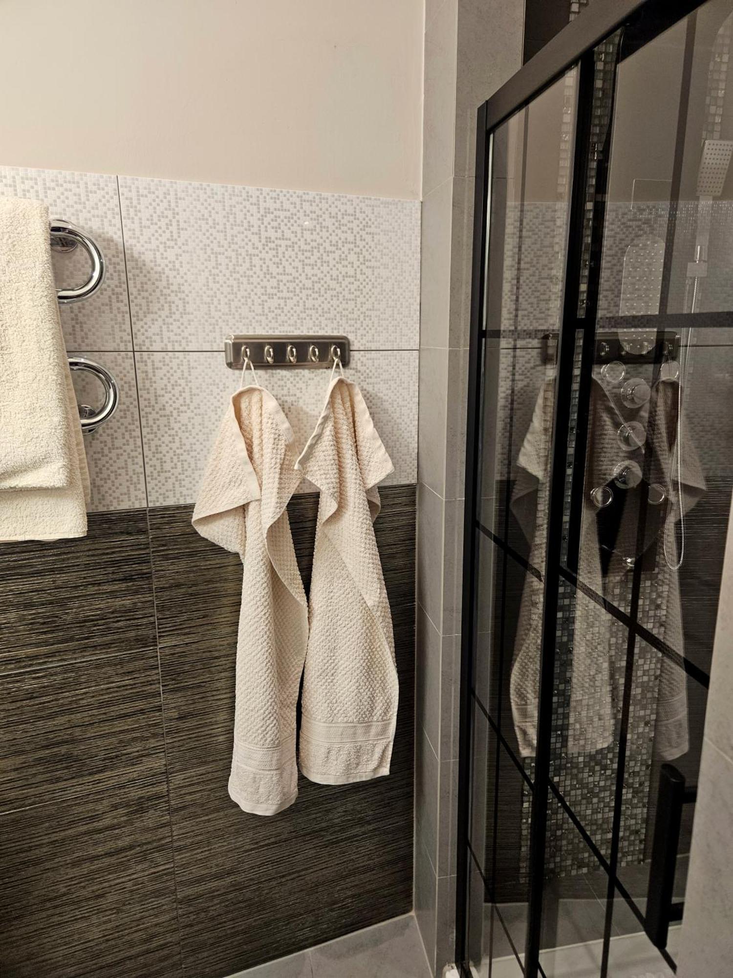 Sara -Mikolajska - Rynek - Netflix Hydromassage Apartment Krakow Exterior photo