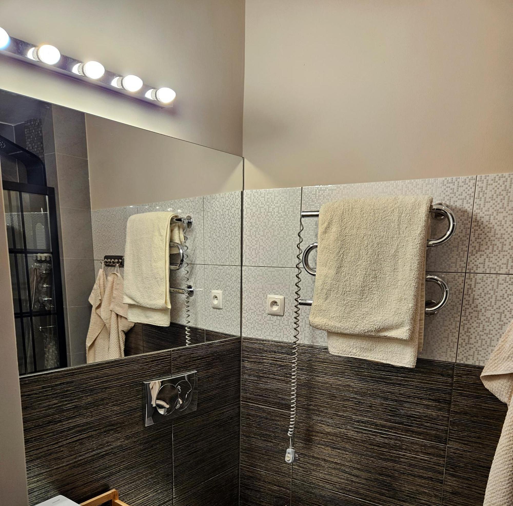 Sara -Mikolajska - Rynek - Netflix Hydromassage Apartment Krakow Exterior photo